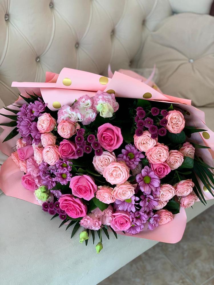 Букет цветов из: Хризантемы, Розы и Лизиантусы в Петропавловке Республики Бурятия