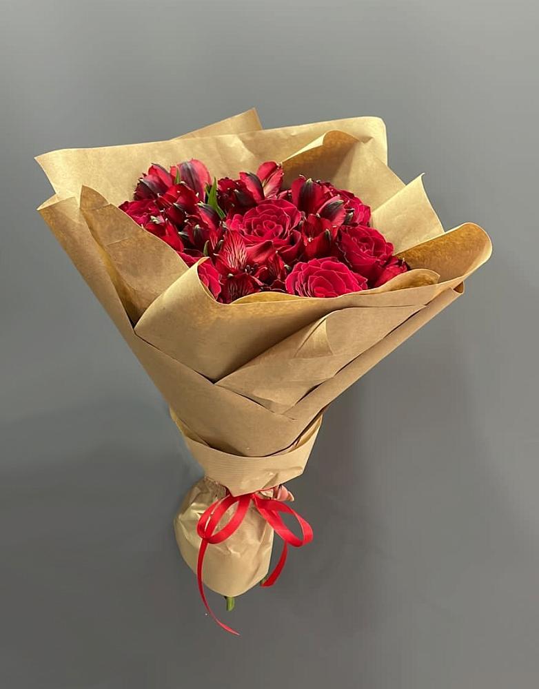 Букет цветов из: Альстромерии и Розы в Петропавловке Республики Бурятия