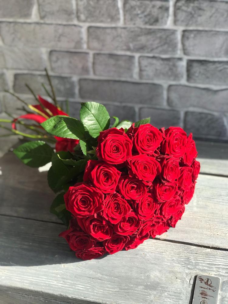 Букет Красные розы Фридом в Петропавловке Республики Бурятия