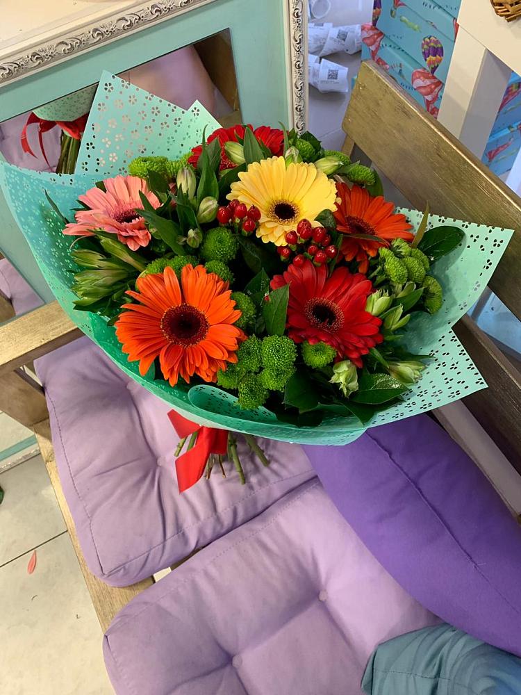 Букет цветов из: Герберы, Хризантемы и Альстромерии в Петропавловке Республики Бурятия