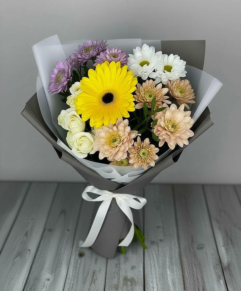 Букет цветов из: Розы, Герберы и Хризантемы в Петропавловке Республики Бурятия