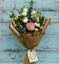 Букет цветов из:  Розы и Лизиантусы #REPLACE_PRED# Петропавловке Республики Бурятия