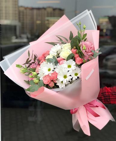 Букет цветов из: Розы, Лизиантусы и Хризантемы в Петропавловке Республики Бурятия