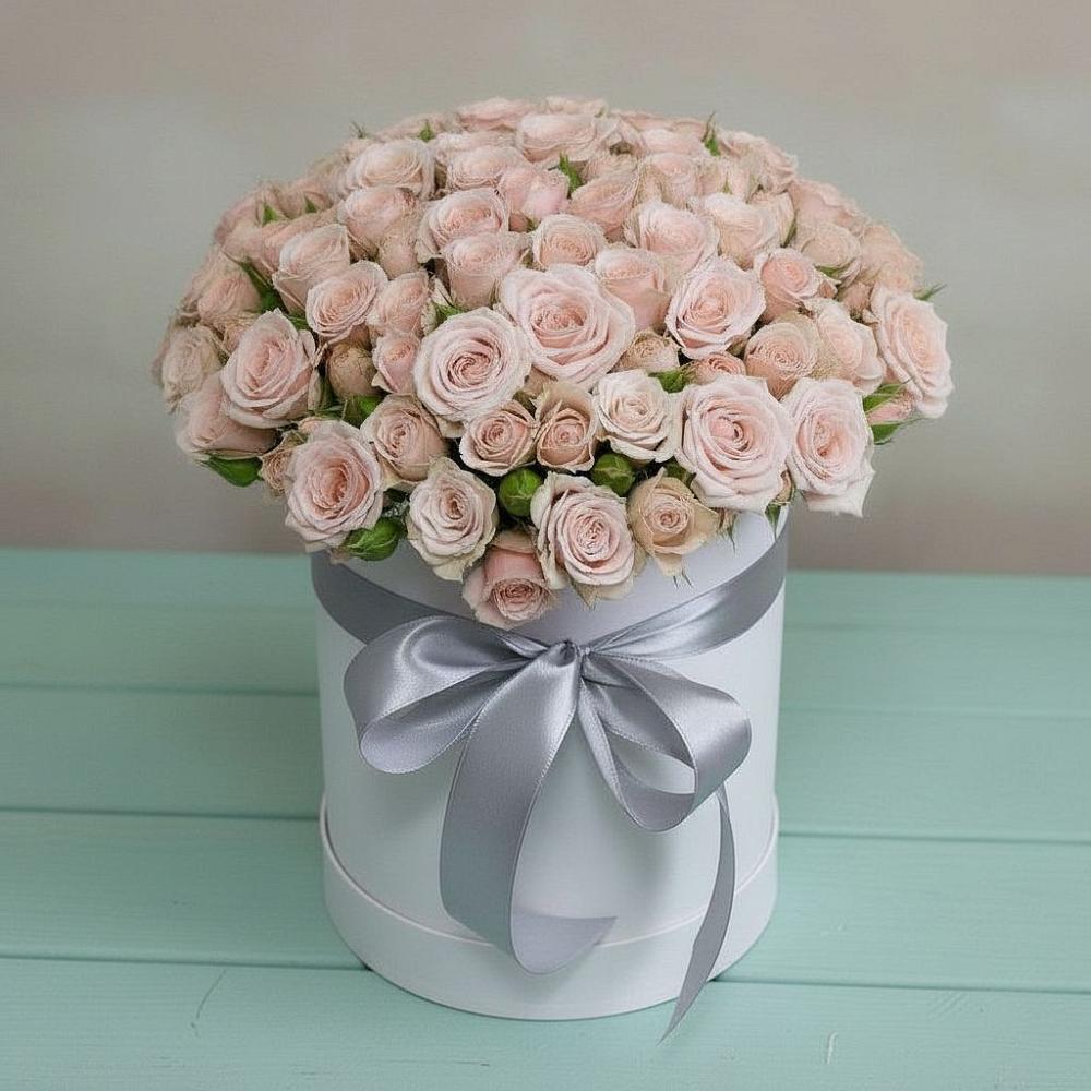 Цветочная композиция из Розы в шляпной коробке в Петропавловке Республики Бурятия